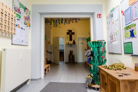 Kita Sankt Johannes Kindergarten Eingang Much Katholisch